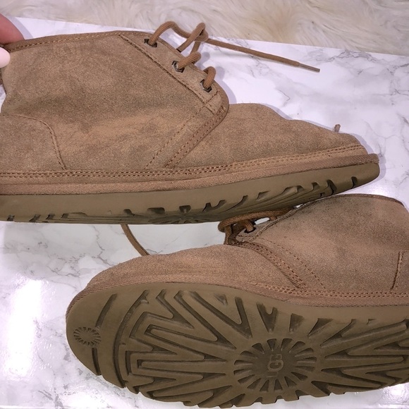 UGG Tan Suede Lace-Up Boots size 8 - Picture 9 of 11